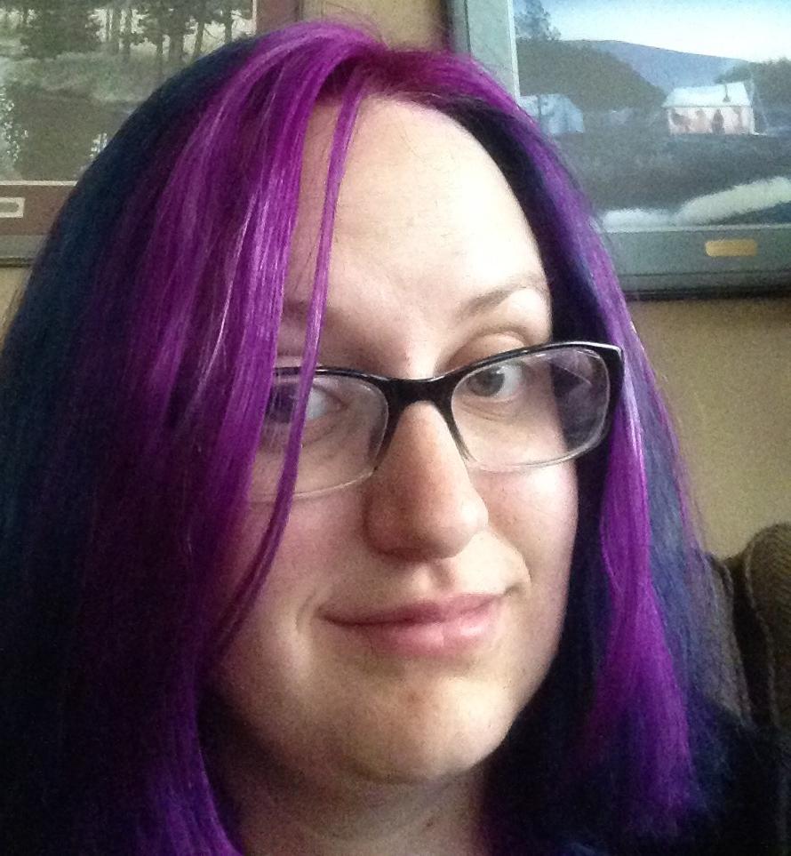 Hayley selfie with purple hair